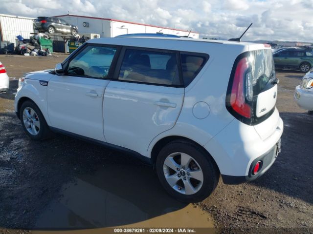 Photo 2 VIN: KNDJN2A25J7900581 - KIA SOUL 