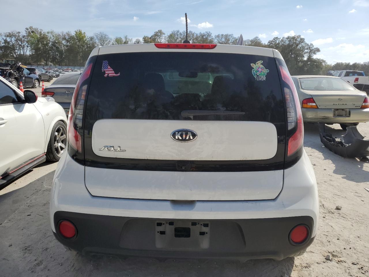 Photo 5 VIN: KNDJN2A25K7634979 - KIA SOUL 