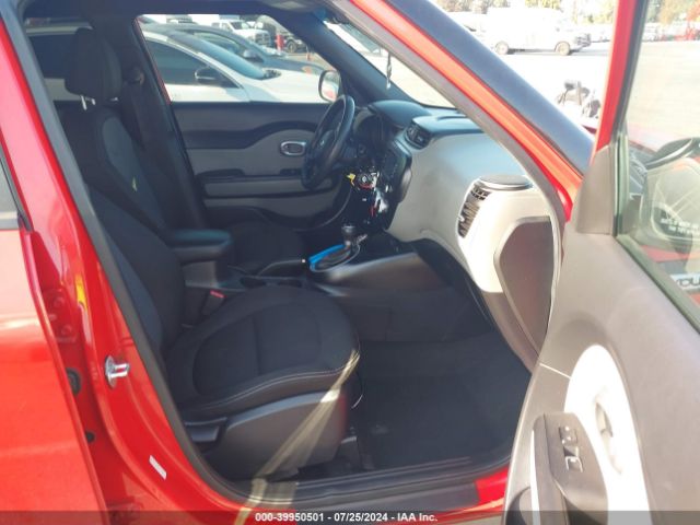 Photo 4 VIN: KNDJN2A25K7664564 - KIA SOUL 