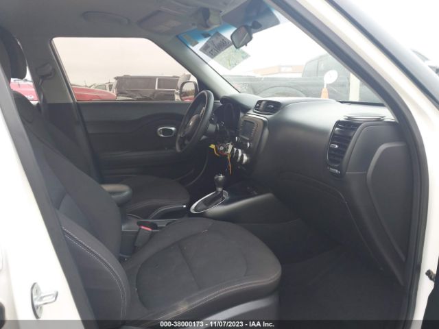 Photo 4 VIN: KNDJN2A25K7677931 - KIA SOUL 