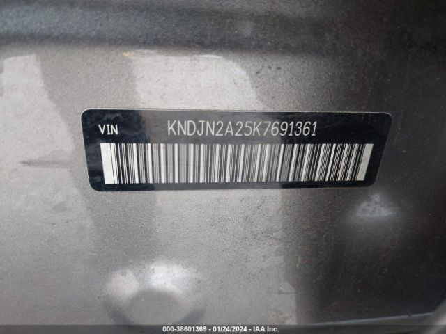 Photo 8 VIN: KNDJN2A25K7691361 - KIA SOUL 