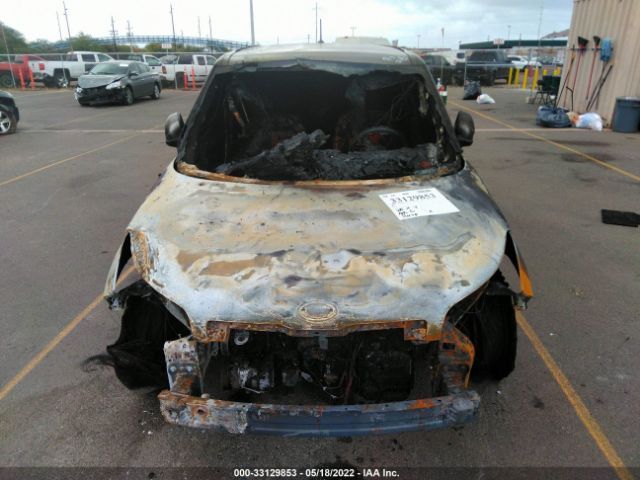 Photo 5 VIN: KNDJN2A26E7038638 - KIA SOUL 