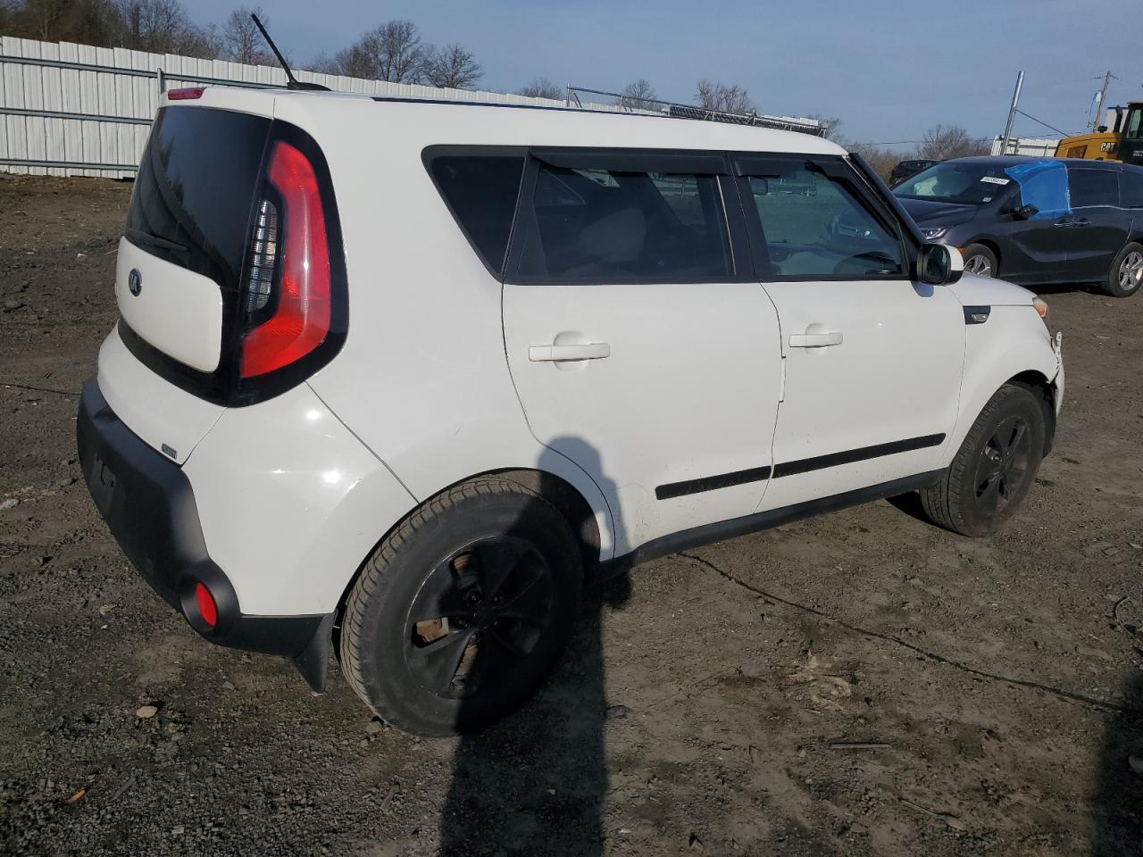 Photo 2 VIN: KNDJN2A26E7745979 - KIA SOUL 