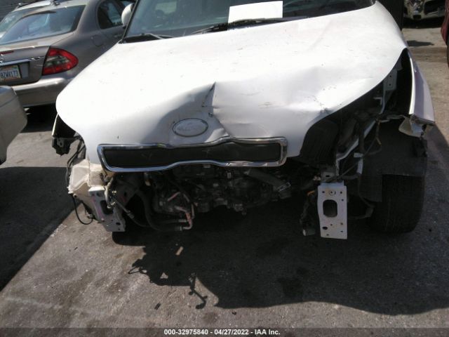 Photo 5 VIN: KNDJN2A26F7128745 - KIA SOUL 