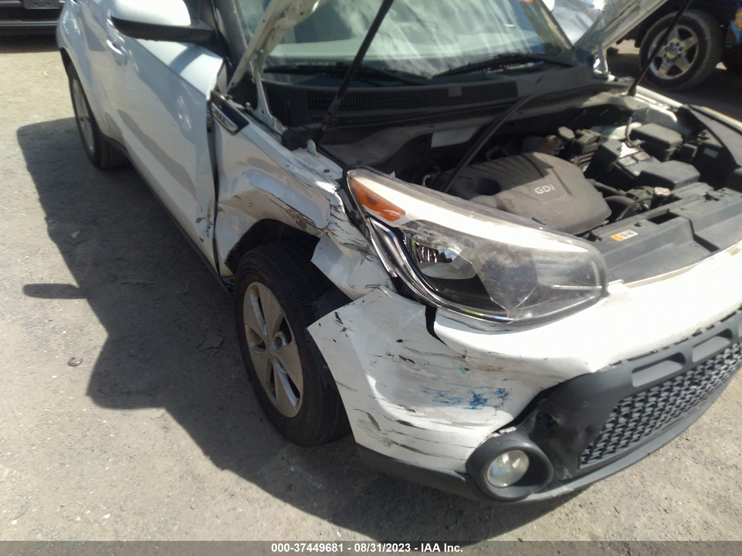 Photo 5 VIN: KNDJN2A26F7152124 - KIA SOUL 