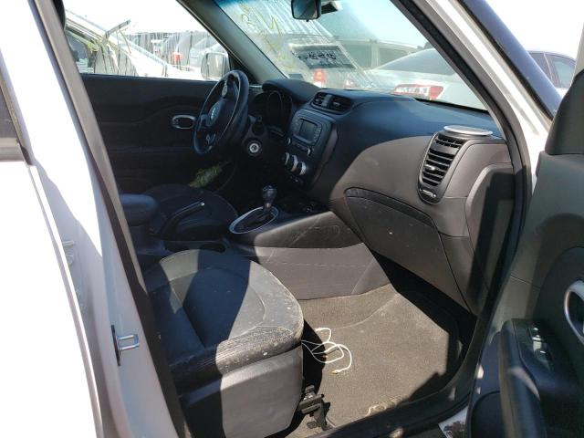 Photo 4 VIN: KNDJN2A26F7205856 - KIA SOUL 