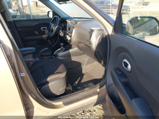 Photo 4 VIN: KNDJN2A26F7210619 - KIA SOUL 