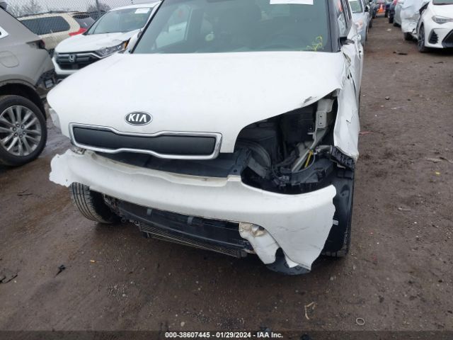 Photo 5 VIN: KNDJN2A26F7213116 - KIA SOUL 