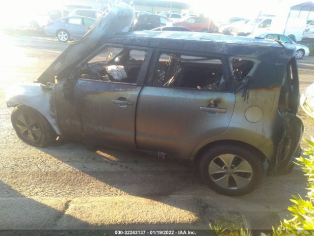 Photo 2 VIN: KNDJN2A26F7219739 - KIA SOUL 