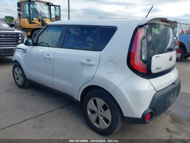 Photo 2 VIN: KNDJN2A26F7221572 - KIA SOUL 