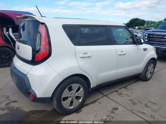 Photo 3 VIN: KNDJN2A26F7221572 - KIA SOUL 