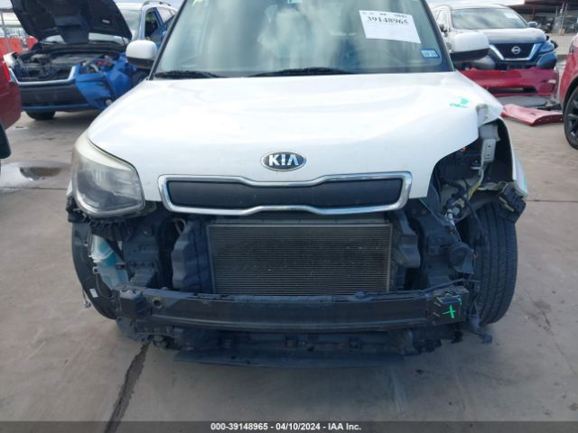 Photo 5 VIN: KNDJN2A26F7221572 - KIA SOUL 