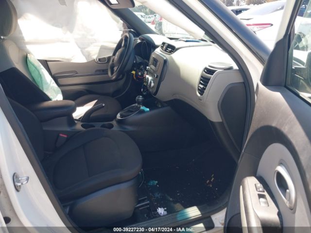 Photo 4 VIN: KNDJN2A26F7222351 - KIA SOUL 