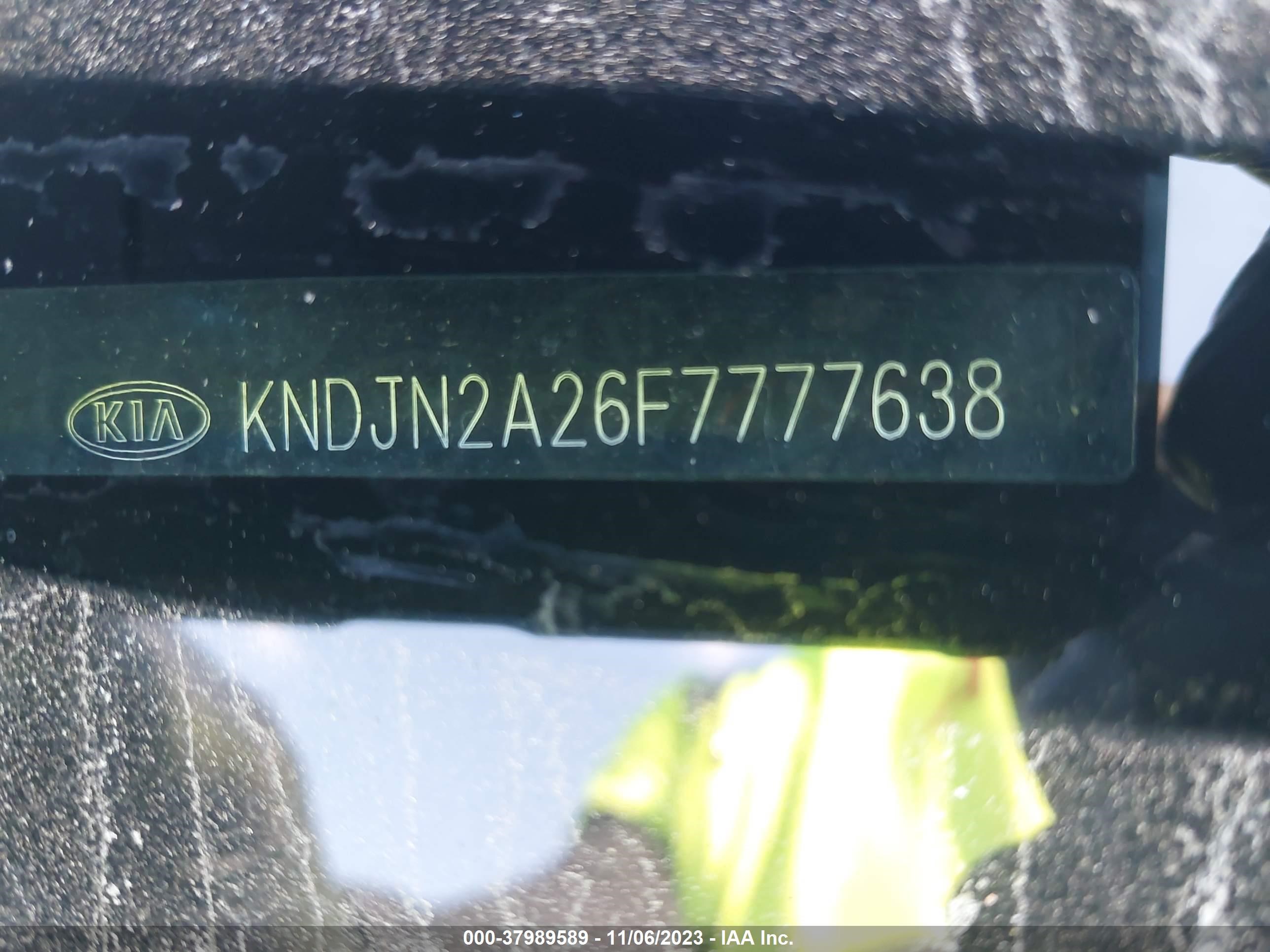 Photo 8 VIN: KNDJN2A26F7777638 - KIA SOUL 