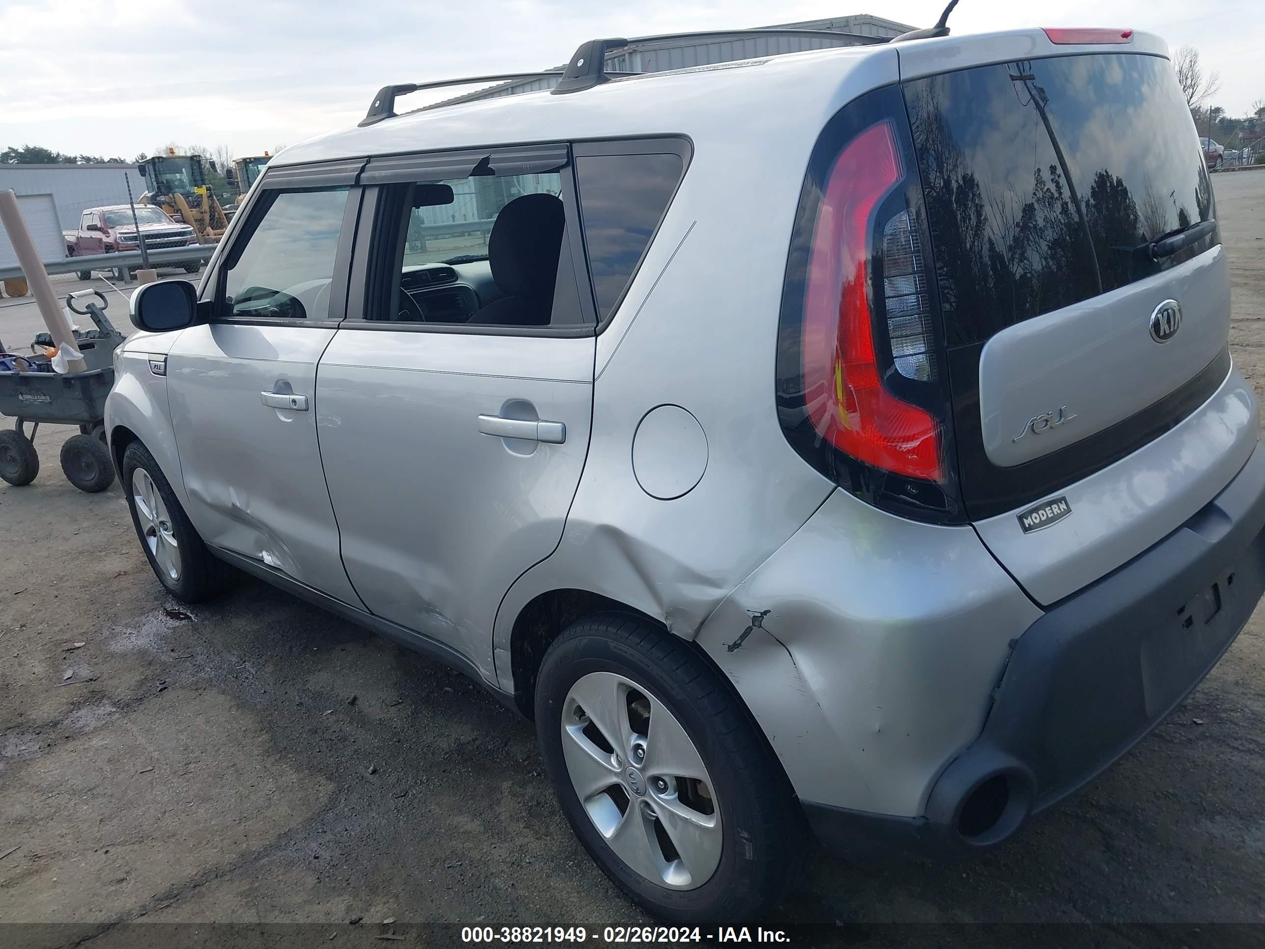 Photo 2 VIN: KNDJN2A26F7787005 - KIA SOUL 