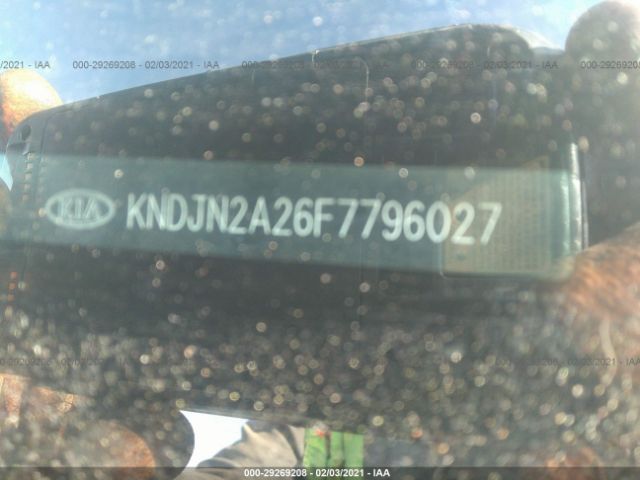 Photo 8 VIN: KNDJN2A26F7796027 - KIA SOUL 