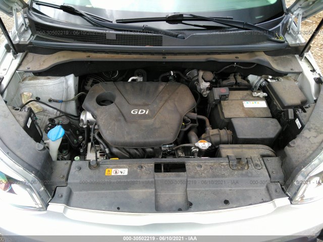 Photo 9 VIN: KNDJN2A26F7810816 - KIA SOUL 