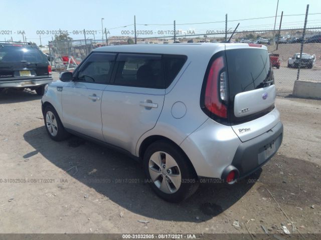 Photo 2 VIN: KNDJN2A26F7812646 - KIA SOUL 