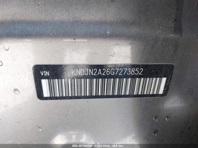 Photo 8 VIN: KNDJN2A26G7273852 - KIA SOUL 