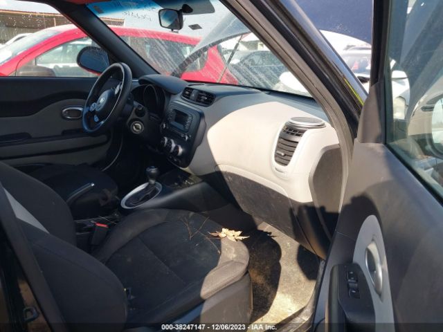 Photo 4 VIN: KNDJN2A26G7303903 - KIA SOUL 