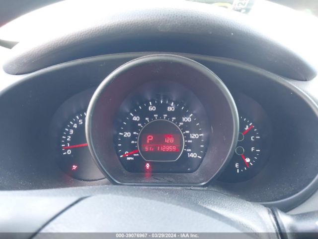 Photo 6 VIN: KNDJN2A26G7398740 - KIA SOUL 