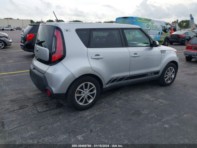 Photo 3 VIN: KNDJN2A26G7861976 - KIA SOUL 