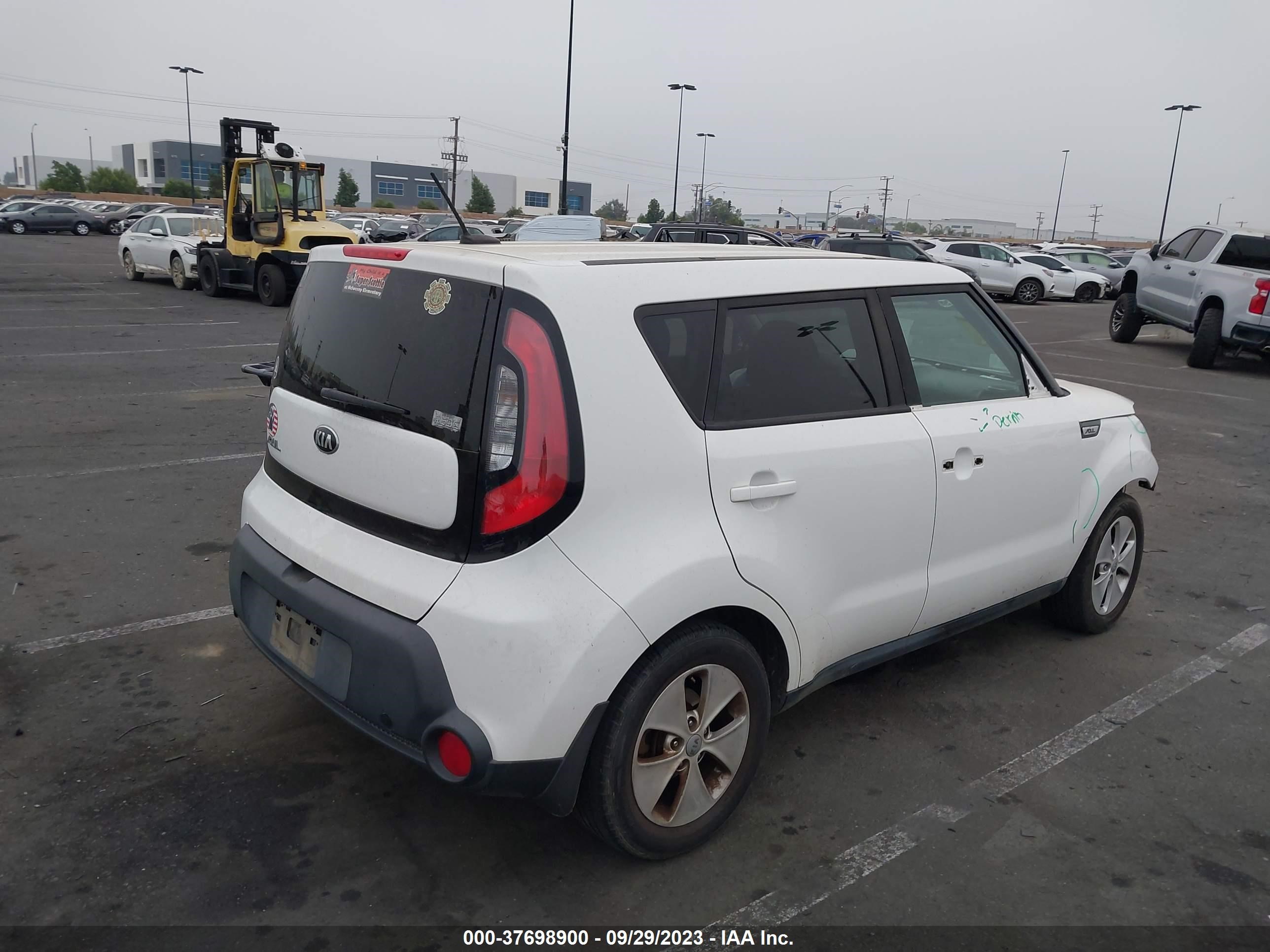 Photo 3 VIN: KNDJN2A26G7866949 - KIA SOUL 