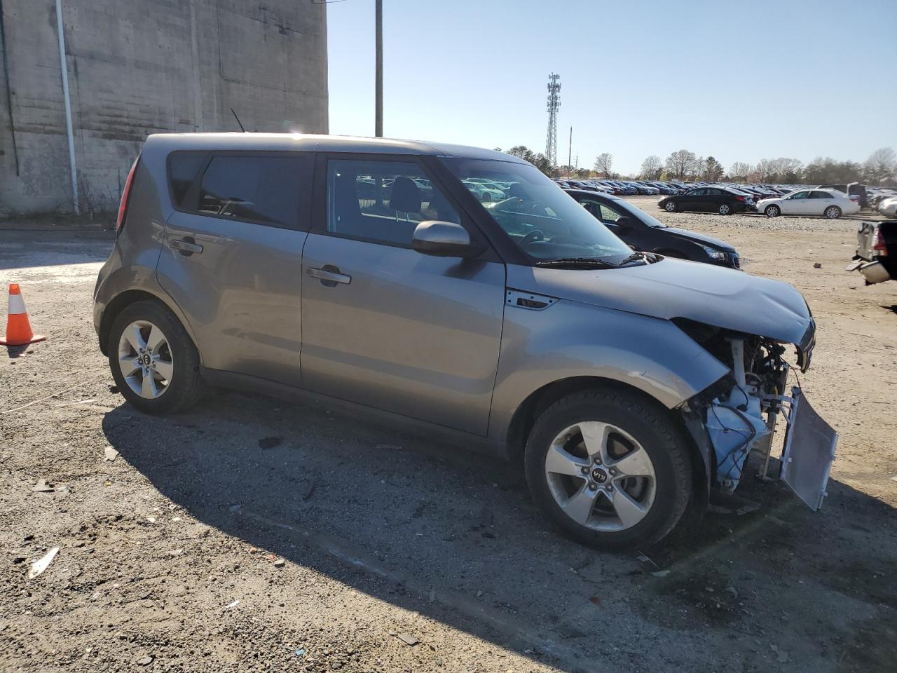 Photo 3 VIN: KNDJN2A26H7412301 - KIA SOUL 