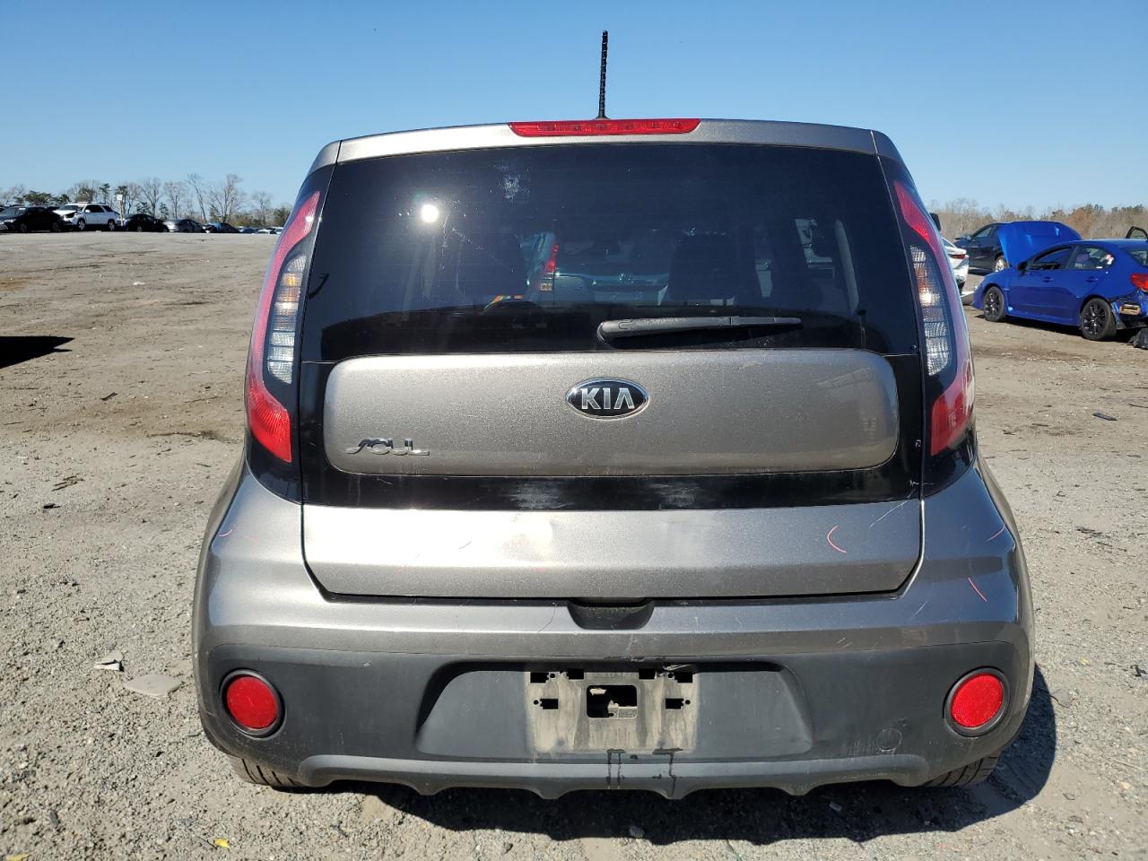 Photo 5 VIN: KNDJN2A26H7412301 - KIA SOUL 