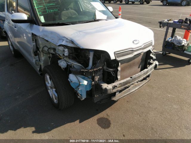 Photo 5 VIN: KNDJN2A26H7488715 - KIA SOUL 