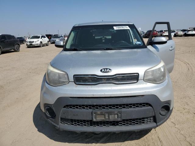 Photo 4 VIN: KNDJN2A26H7490495 - KIA SOUL 