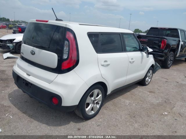 Photo 3 VIN: KNDJN2A26H7887446 - KIA SOUL 