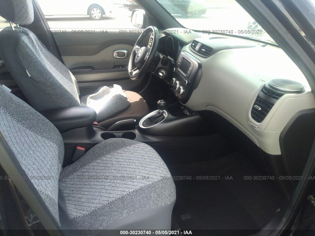 Photo 4 VIN: KNDJN2A26J7548711 - KIA SOUL 