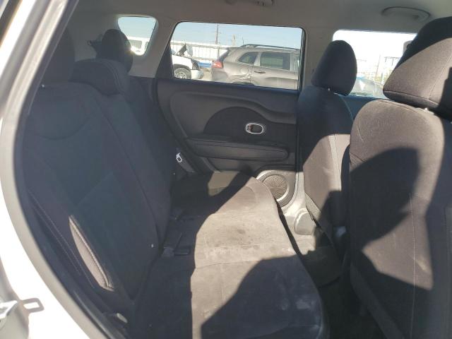 Photo 9 VIN: KNDJN2A26J7562771 - KIA SOUL 