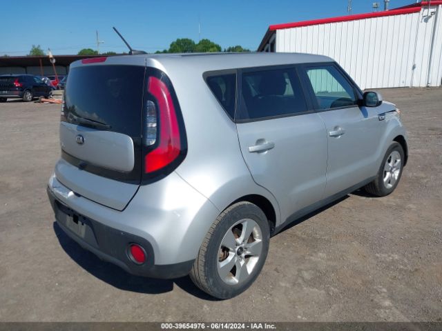 Photo 3 VIN: KNDJN2A26J7589372 - KIA SOUL 