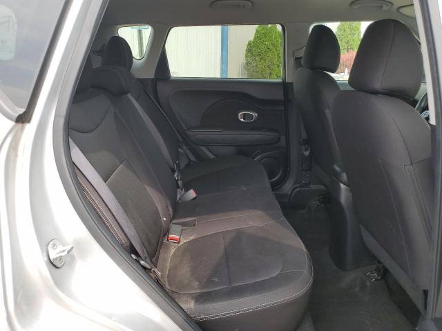 Photo 10 VIN: KNDJN2A26J7606087 - KIA SOUL 