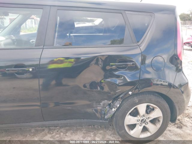 Photo 5 VIN: KNDJN2A26J7620412 - KIA SOUL 