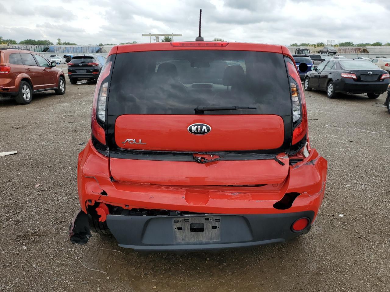 Photo 5 VIN: KNDJN2A26K7022810 - KIA SOUL 