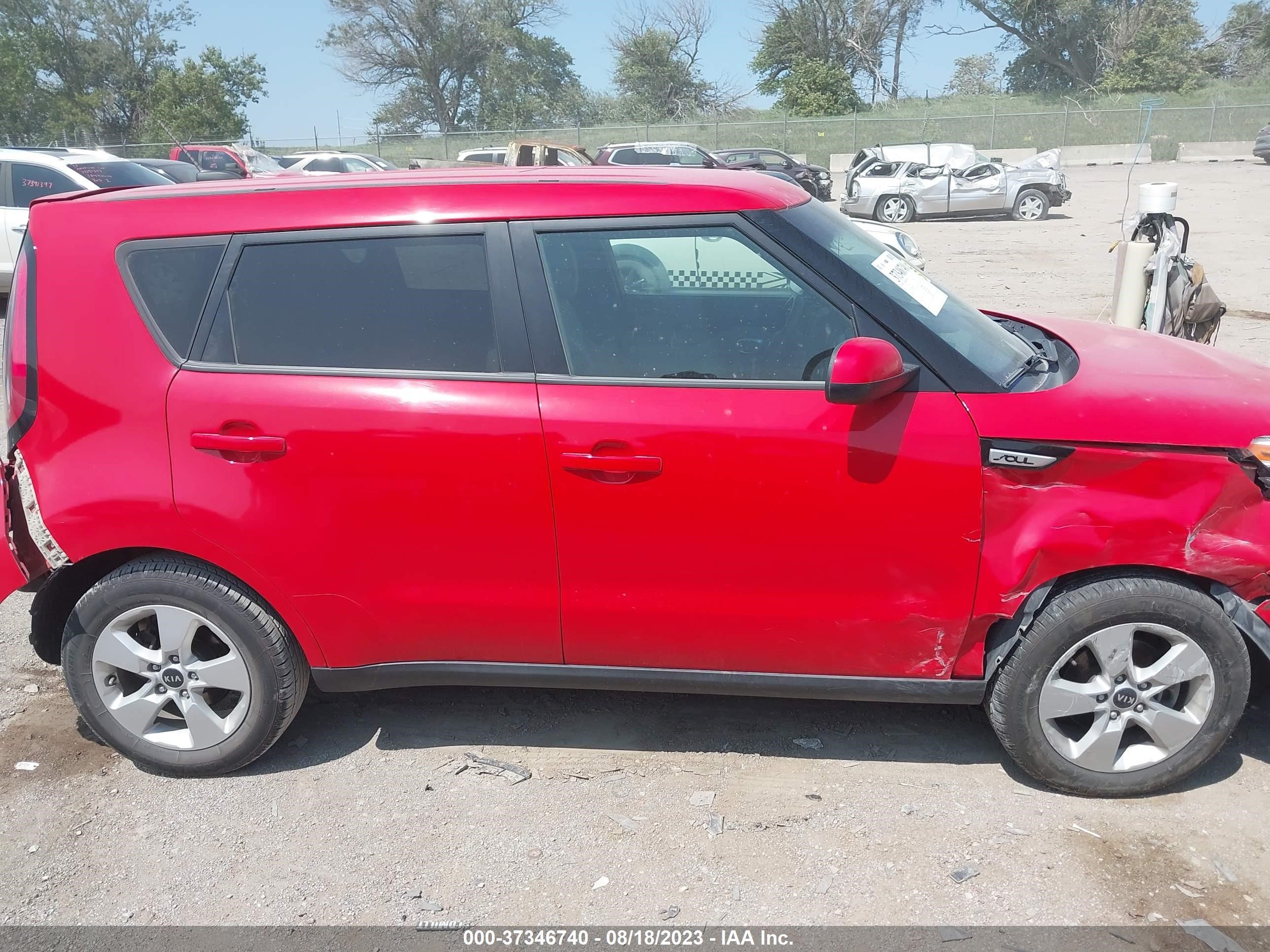 Photo 12 VIN: KNDJN2A26K7668669 - KIA SOUL 