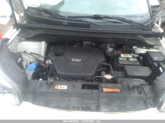 Photo 9 VIN: KNDJN2A27E7055710 - KIA SOUL 