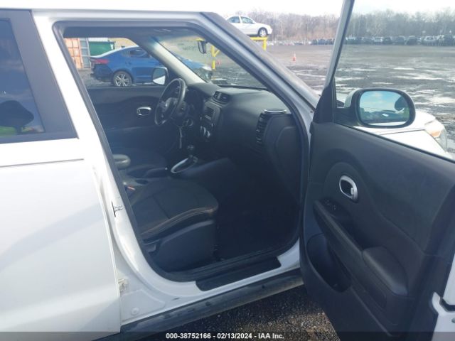 Photo 4 VIN: KNDJN2A27E7064665 - KIA SOUL 