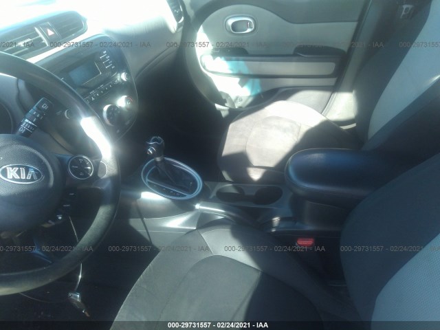 Photo 4 VIN: KNDJN2A27E7705295 - KIA SOUL 