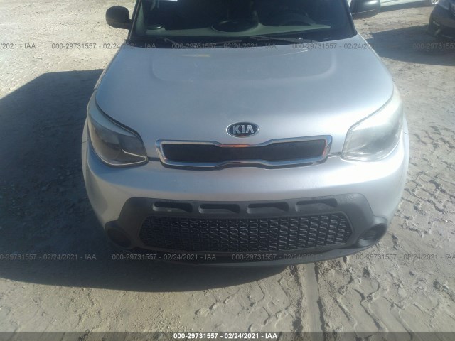 Photo 5 VIN: KNDJN2A27E7705295 - KIA SOUL 