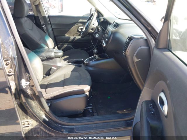 Photo 4 VIN: KNDJN2A27F7153878 - KIA SOUL 