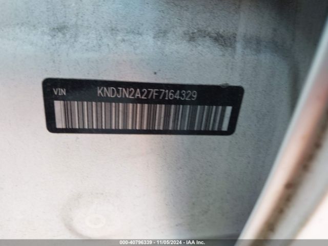 Photo 8 VIN: KNDJN2A27F7164329 - KIA SOUL 