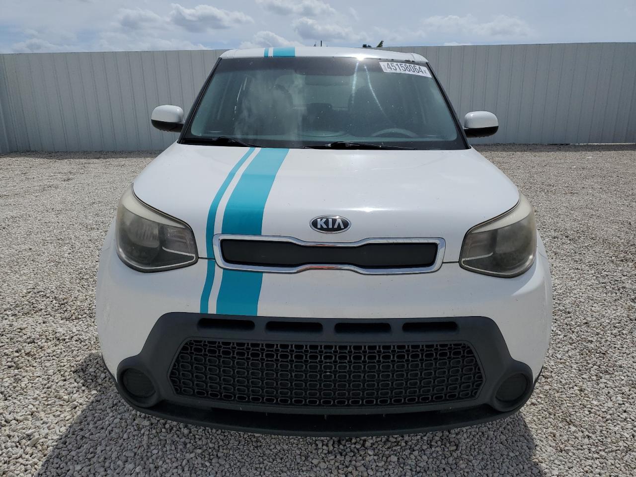 Photo 4 VIN: KNDJN2A27F7185259 - KIA SOUL 