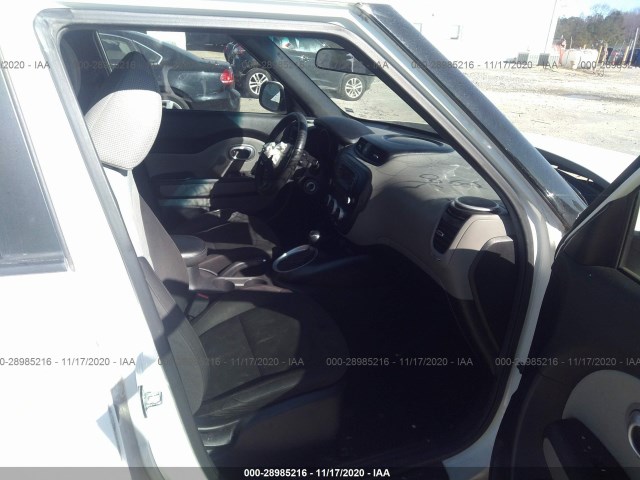 Photo 4 VIN: KNDJN2A27F7209169 - KIA SOUL 