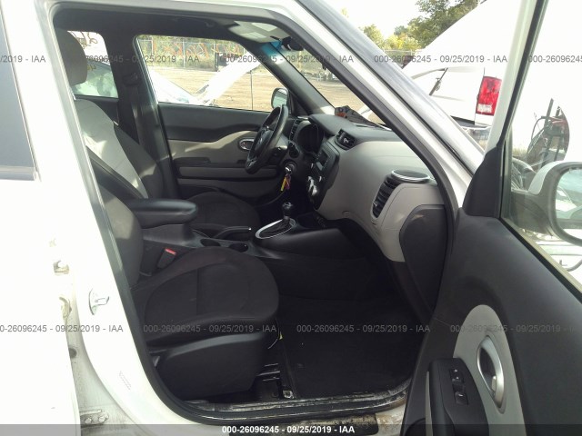 Photo 4 VIN: KNDJN2A27F7222357 - KIA SOUL 