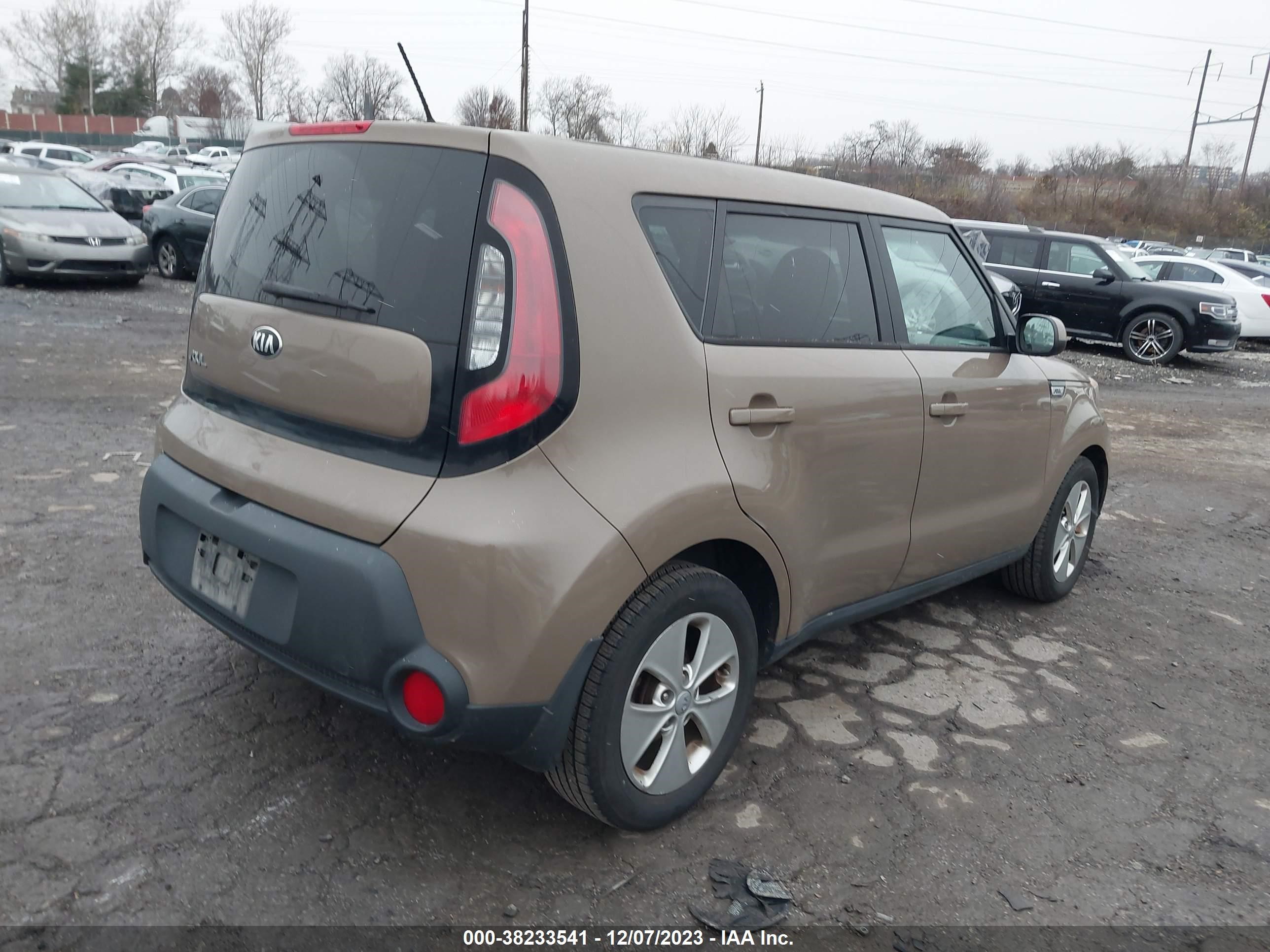 Photo 3 VIN: KNDJN2A27F7232502 - KIA SOUL 