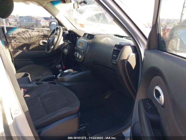 Photo 4 VIN: KNDJN2A27F7778846 - KIA SOUL 